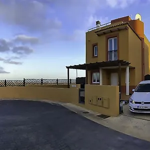 Villadunas - With Luxury Hot Tub Holiday home Corralejo
